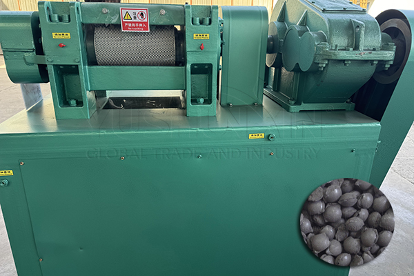 Granulador de extrusión de rodillos para la fabricación de fertilizantes solubles NPK